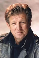 photo of person Gary Sandy