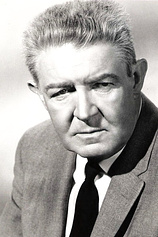 picture of actor Robert Burton