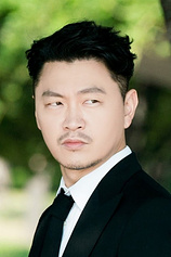 picture of actor Dong-kun Yang
