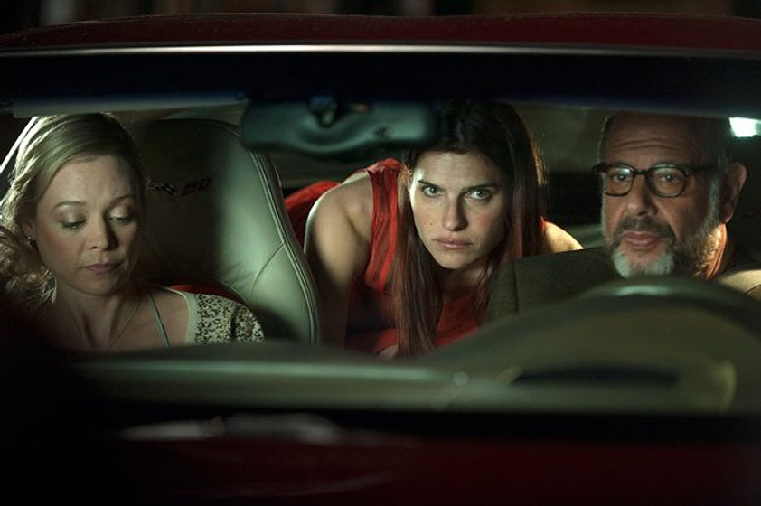 Alexandra Holden, Fred Melamed y Lake Bell en La Voz de una Generación