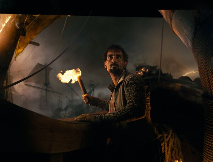Clive Owen en Elizabeth. La Edad de Oro