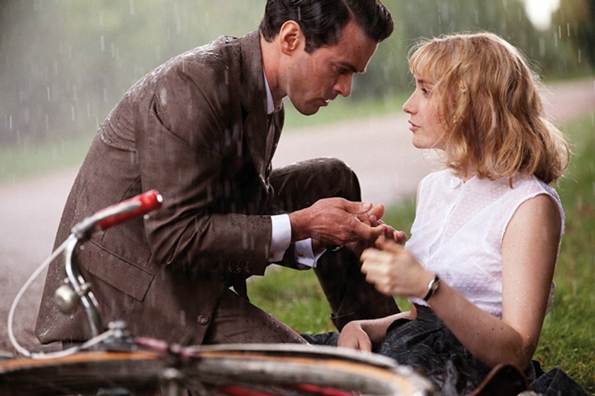 Romain Duris y Déborah François en Populaire