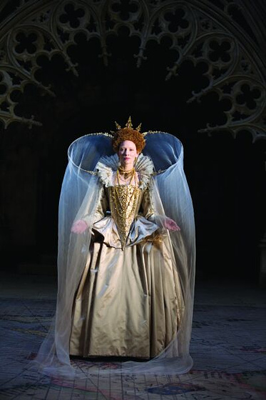 Cate Blanchett en Elizabeth. La Edad de Oro