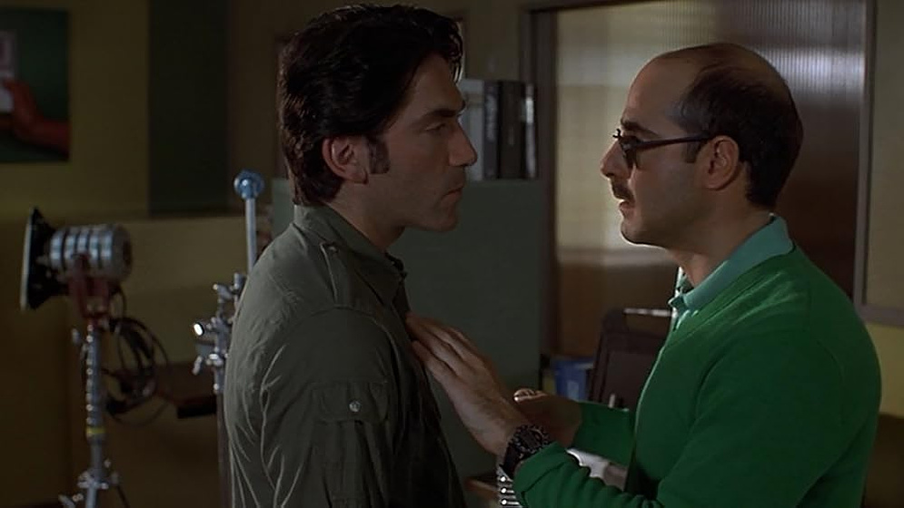 Stanley Tucci en cuestion-de-seguridad