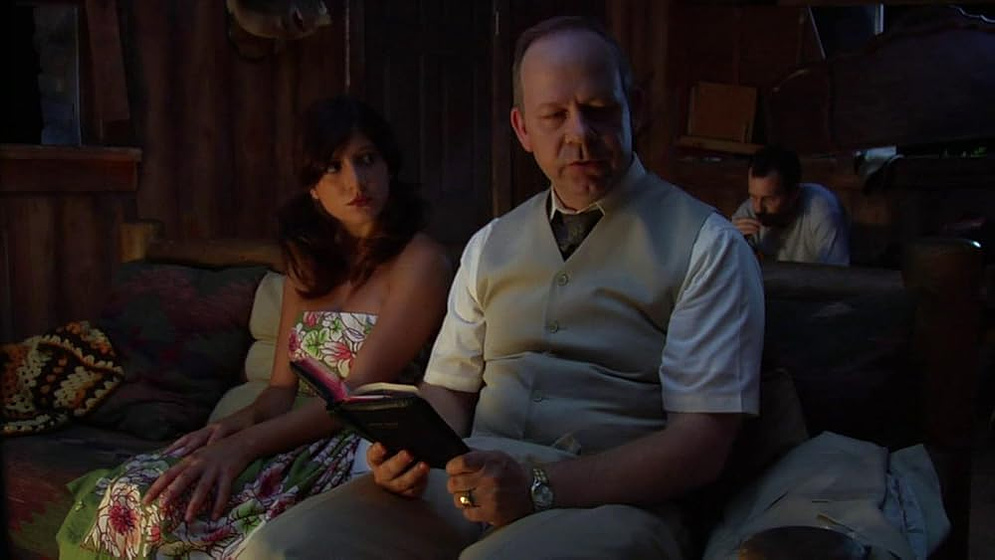 Andy Forrest y Cristina Tiberia en brain-dead-2007