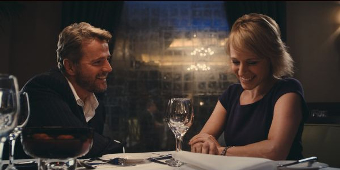 Iben Hjejle y Aidan Quinn en The Eclipse