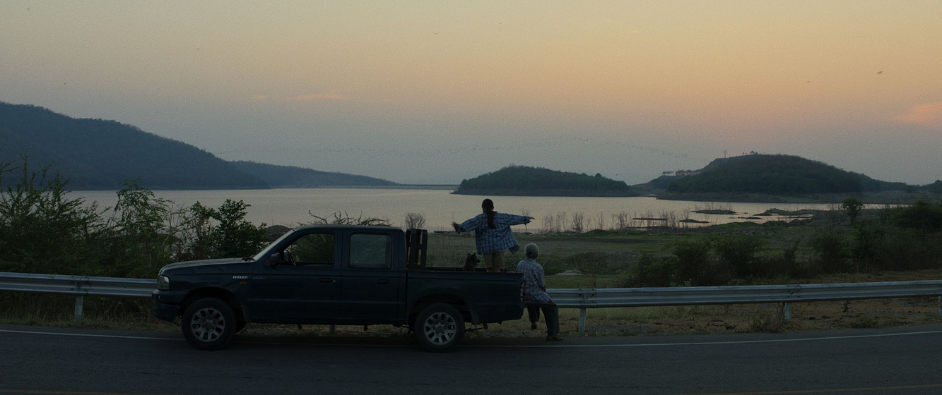 Imagen de Regretfully At Dawn