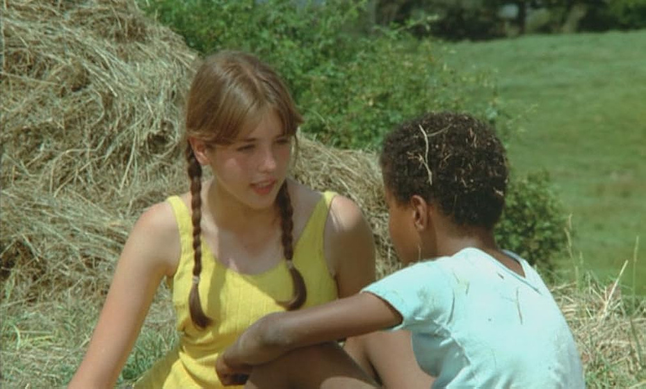 Isabelle Adjani y Claude Amazan en le-petit-bougnat