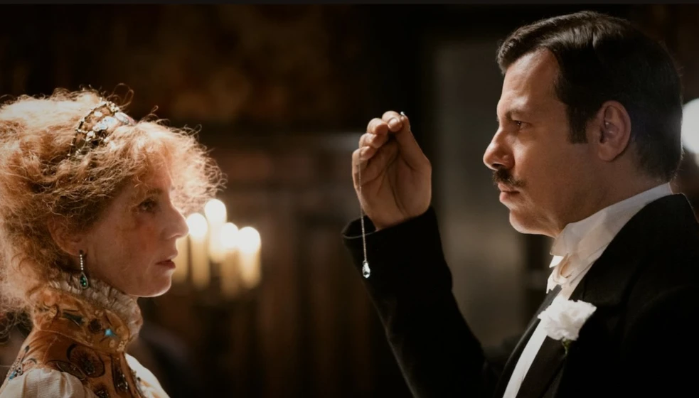 Sandrine Kiberlain y Laurent Lafitte en la-divina-sarah-bernhardt