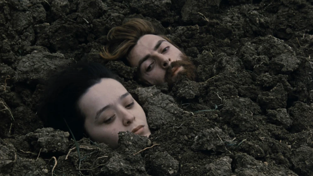 Avtandil Makharadze y Iya Ninidze en repentance-1987