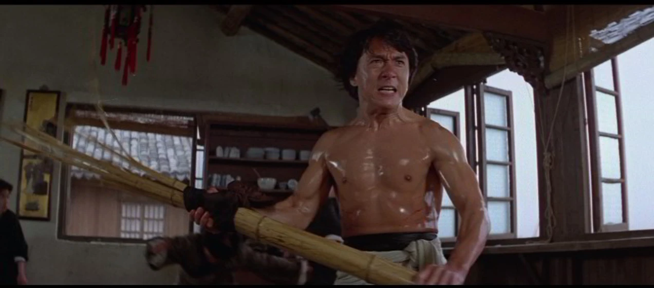 Jackie Chan en la-leyenda-del-luchador-borracho