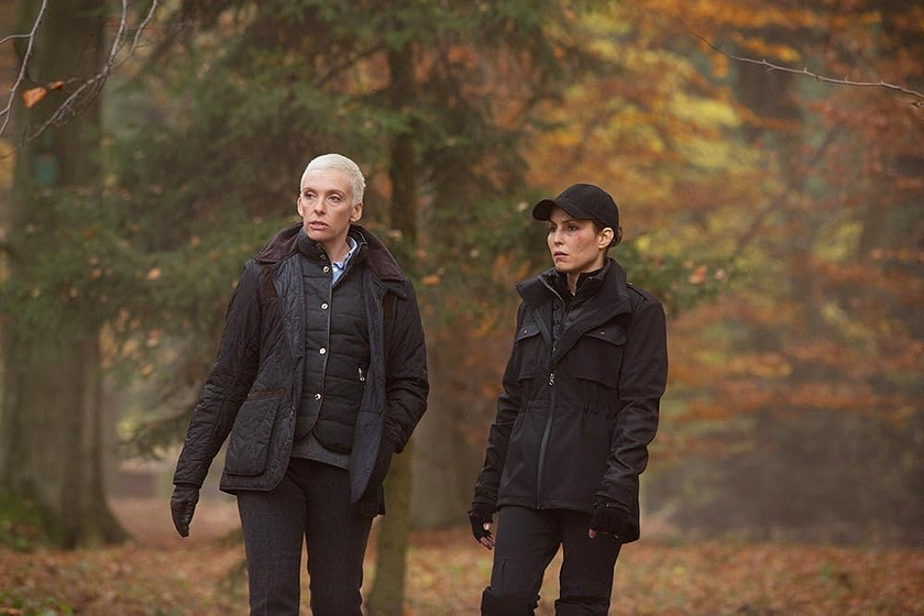 Toni Collette y Noomi Rapace en codigo-abierto