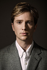 picture of actor Luke Newberry