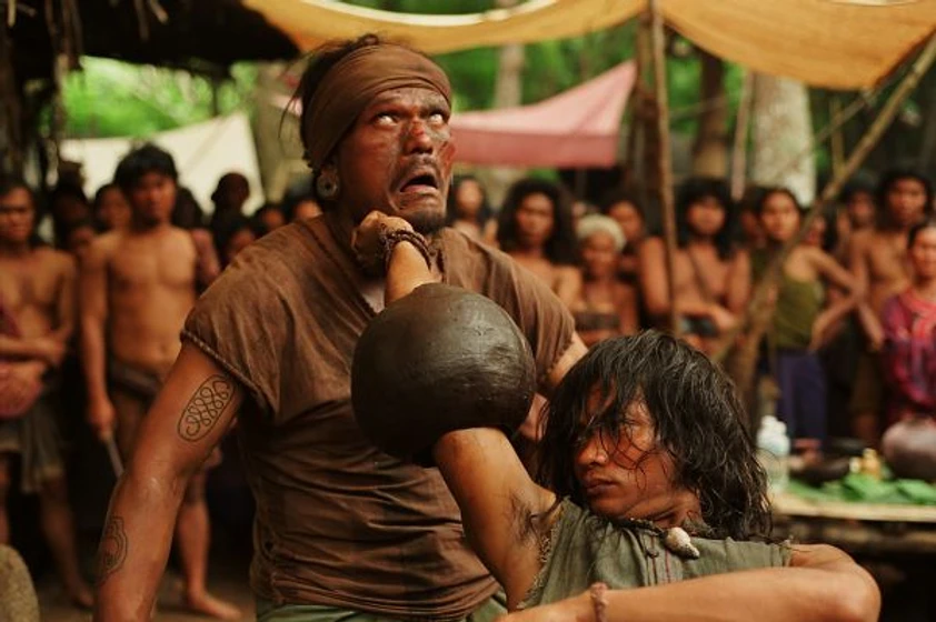 Tony Jaa en Ong bak 2: La leyenda del Rey elefante