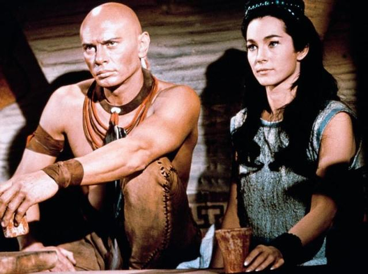 Yul Brynner en Los Reyes del Sol