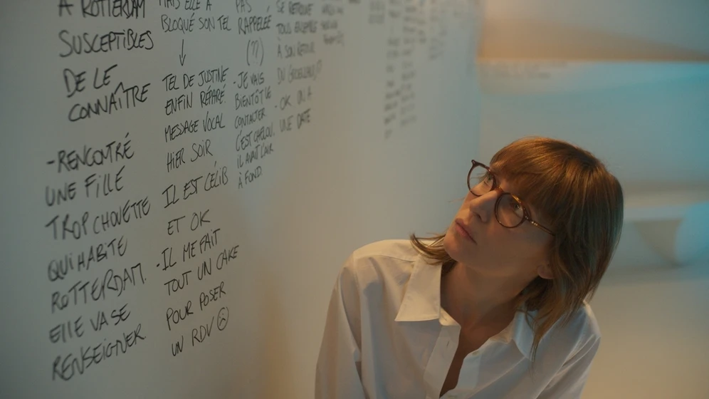 Lucie Debay en the-ex-perience-of-love