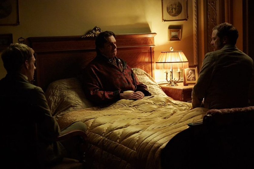 Rupert Everett y Colin Firth en La Importancia de llamarse Oscar Wilde