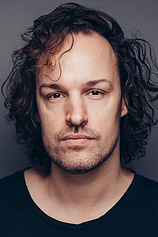 picture of actor Mads Riisom