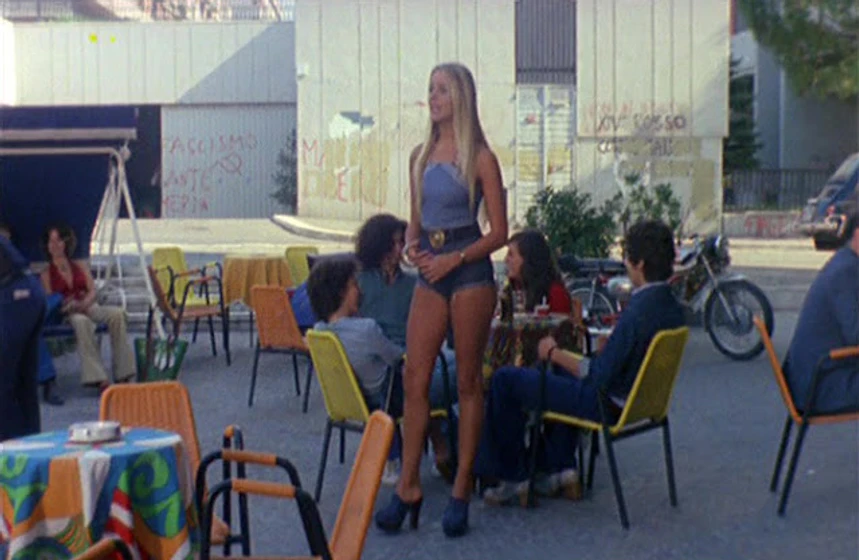 Gloria Guida en blue-jeans