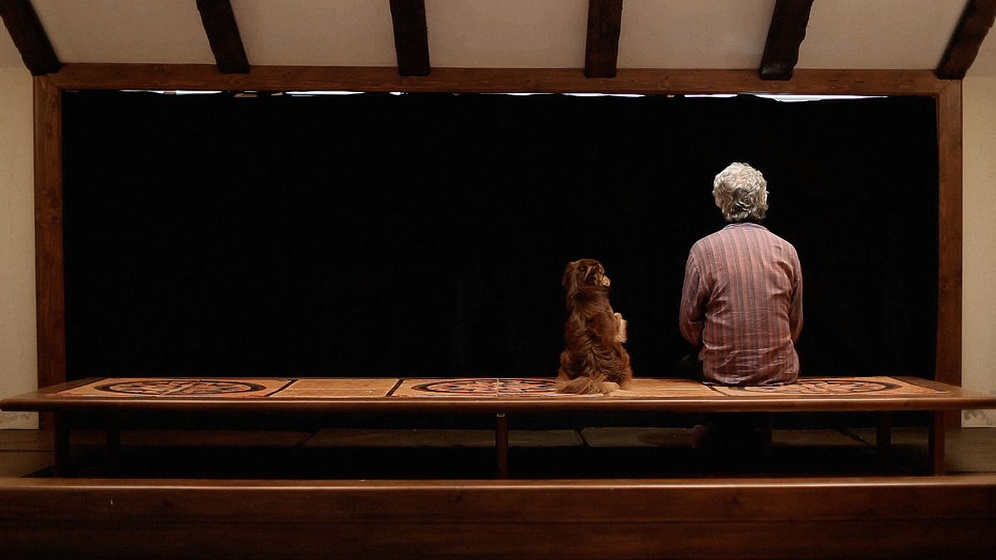 Imagen de Closed Curtain