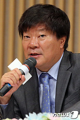 Foto de Kim Jong-hak