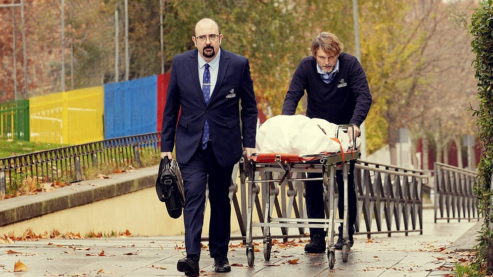 Carlos Areces y Salva Reina en Muertos S.L.