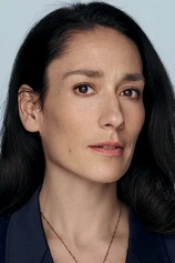 photo of person Sian Clifford