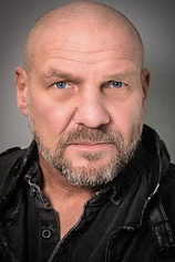 picture of actor Rob Kirtley