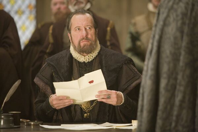 Geoffrey Rush en Elizabeth. La Edad de Oro