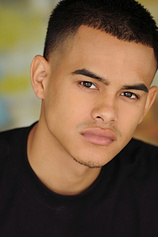 picture of actor Julian Works