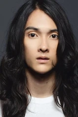Foto de Louis Kurihara