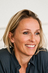 photo of person Rachel van Bommel