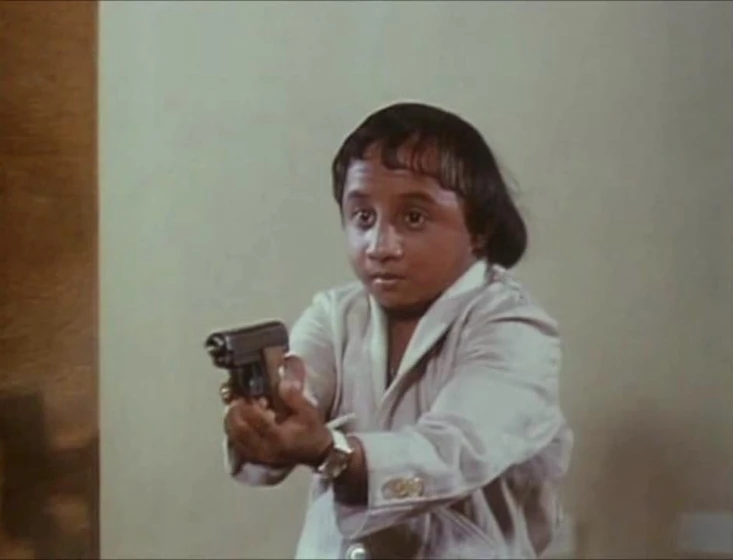 Weng Weng en bruce-linito-agente-003-y-1-2