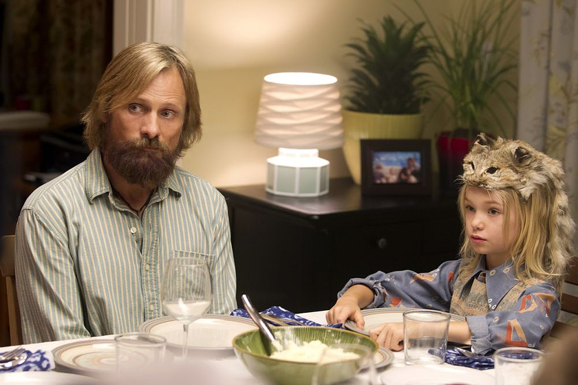 Viggo Mortensen y Shree Crooks en Captain Fantastic