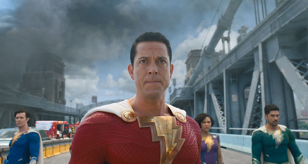 Zachary Levi en ¡Shazam! La Furia de los Dioses