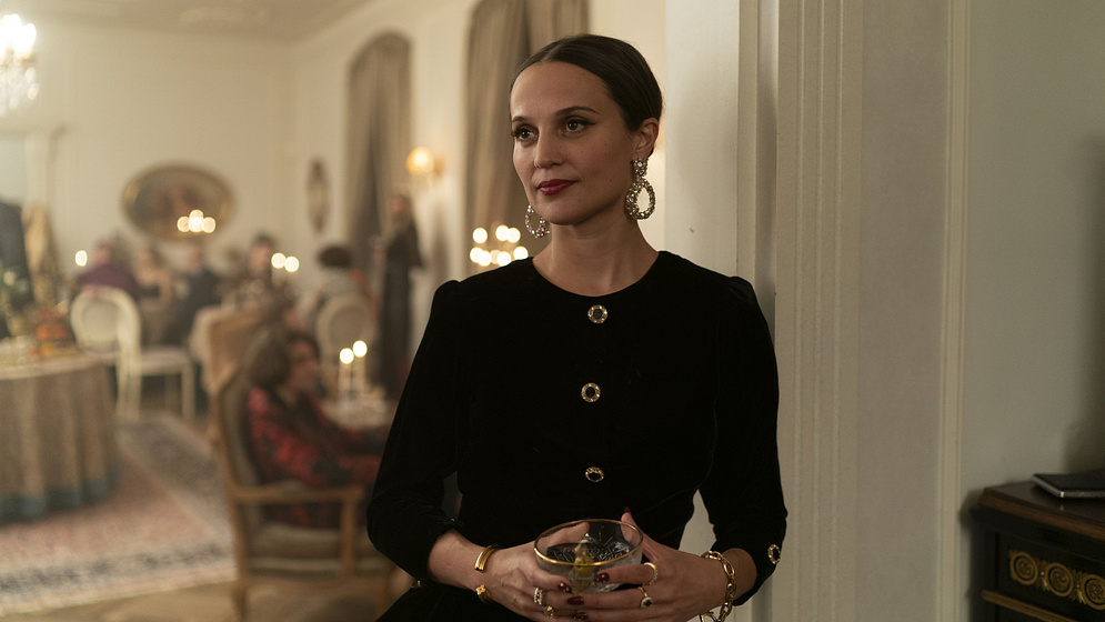 Alicia Vikander en El Mago del Kremlin