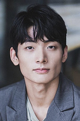 picture of actor Young-ju Seo