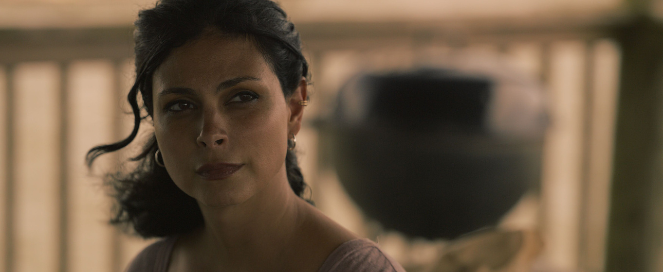 Morena Baccarin en Fast Charlie