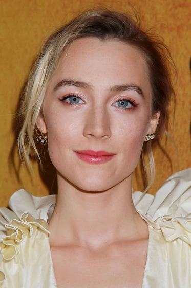 Saoirse Ronan en maria-reina-de-escocia-0747256b-10bd-47d0-84e3-f8a5eaf09cc6 (Premiere en New York (2019))