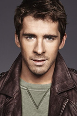 picture of actor Hugh Sheridan