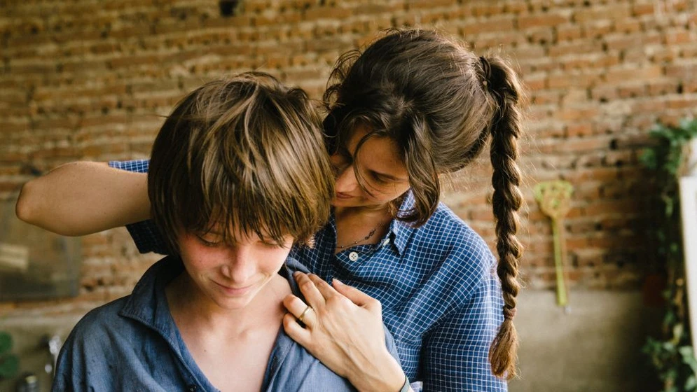 Laetitia Casta y Luc Bruchez en el-horizonte