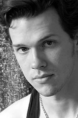 picture of actor Devon Alan