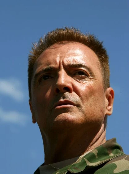Armand Assante en california-dreamin-nesfarsit
