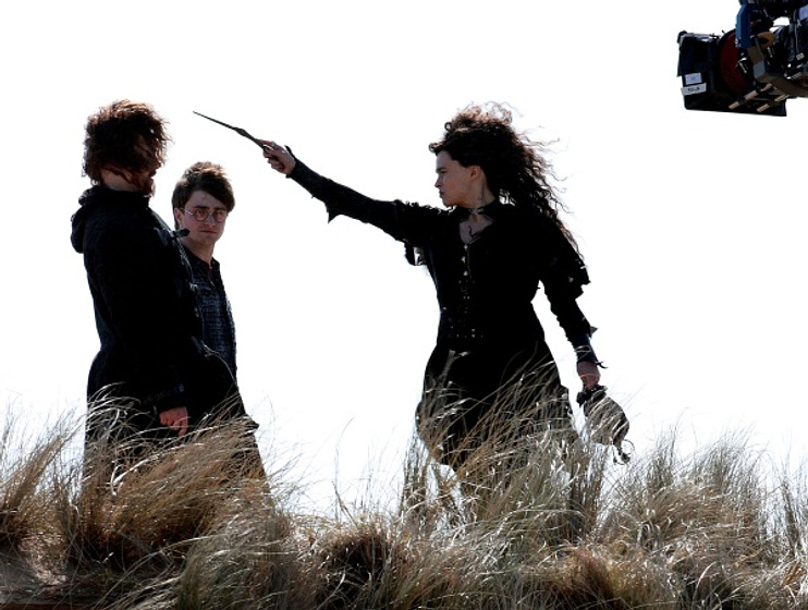 Helena Bonham Carter y Daniel Radcliffe en Harry Potter y las reliquias de la muerte, Primera parte (Rodaje)