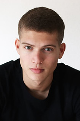 picture of actor Josha Stradowski