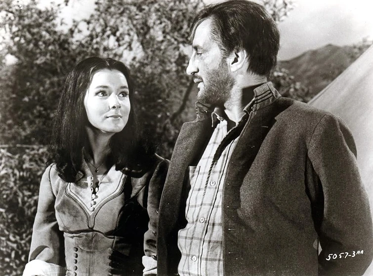 George C. Scott y Kathryn Hays en tierra-salvaje-1969