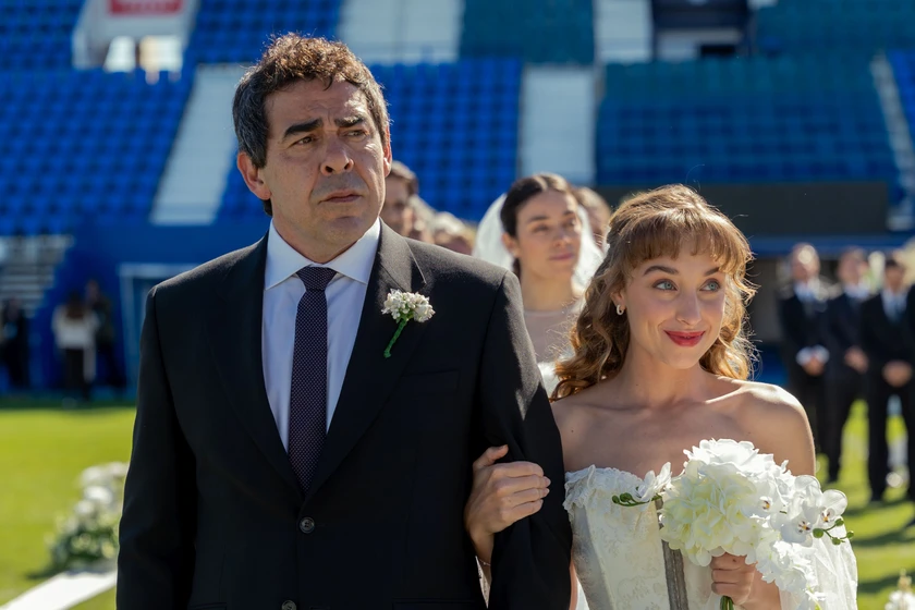 Pablo Chiapella y Mónica Mara en desposados