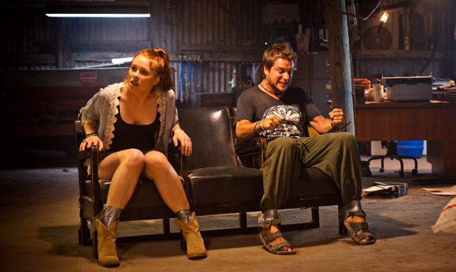 Anna McGahan en 100 Bloody Acres