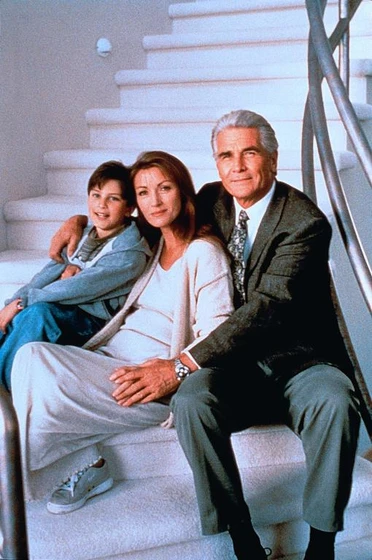 James Brolin, Jane Seymour y David Kaye en decision-acertada