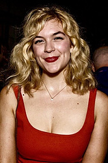 picture of actor Katie Folger